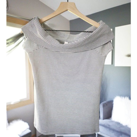 J.CREW STRIPED OFF THE SHOULDER SHORT SLEEVE TOP - SMALL - Picture 5 of 8